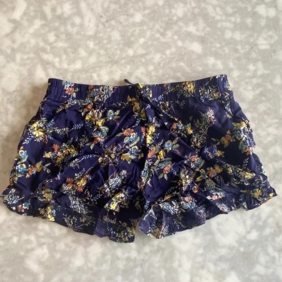 Floral Shorts Bundle - Picture 8 of 9